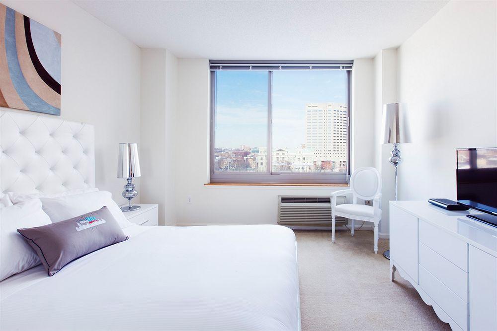 Sky City Apartments 纽约 外观 照片