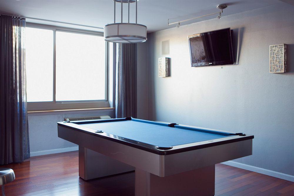 Sky City Apartments 纽约 外观 照片